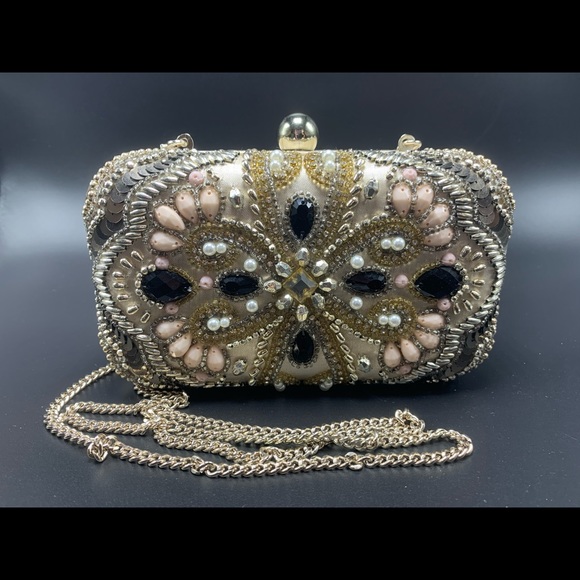Ever New Handbags - Ever New beaded clutch purse w/detachable strap
